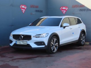 볼보 V60 V60 크로스 컨트리 2세대 2.0 B5 프로 AWD
