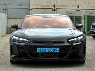 아우디 RS e-트론 GT GT RS