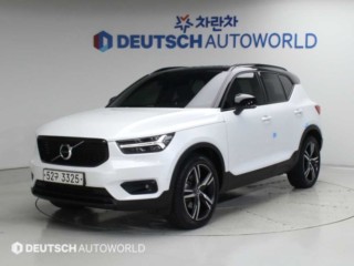 볼보 XC40 T4 4WD R-디자인