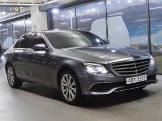 벤츠 E 클래스 E-클래스 W213 E300 4MATIC 익스클루시브