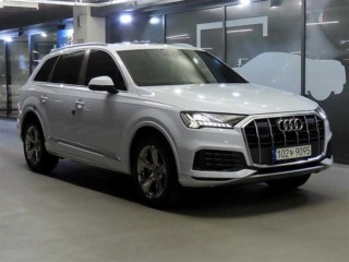 아우디 Q7 Q7 (4M) 45 TDI 콰트로