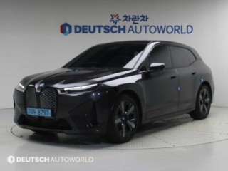 BMW iX xDrive 50 스포츠 플러스