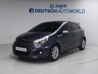 기아 프라이드 올뉴프라이드 5DR 1.6GDI 럭셔리