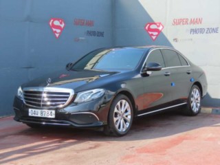벤츠 E 클래스 E-클래스 W213 E220d 4MATIC 익스클루시브