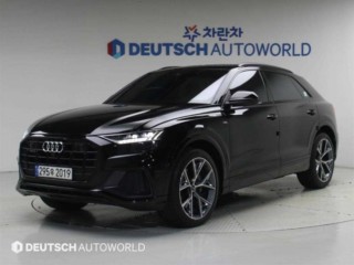 아우디 Q8 50 TDI 콰트로 프리미엄