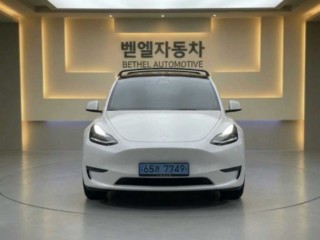 테슬라 모델 Y 롱 레인지