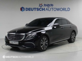 벤츠 E 클래스 E-클래스 W213 E300e 4MATIC 익스클루시브