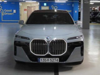 BMW 7시리즈 7시리즈 (G70) 740i sDrive M 스포츠