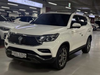 KG모빌리티(쌍용) 렉스턴 G4렉스턴 디젤 2.2 4WD 화이트 에디션