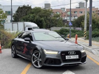 아우디 RS7 4.0 TFSI 콰트로 플러스