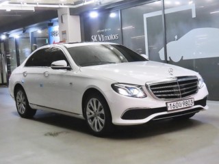 벤츠 E 클래스 E-클래스 W213 E300 4MATIC 익스클루시브