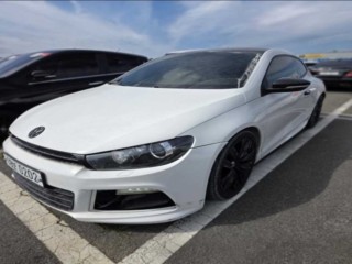폭스바겐 시로코 2.0 TSI R