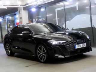 아우디 A5 A5 (B10) 45 TFSI 콰트로 S-라인?