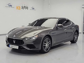 마세라티 기블리 2.0 GT 하이브리드