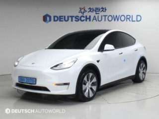 테슬라 모델 Y 롱 레인지