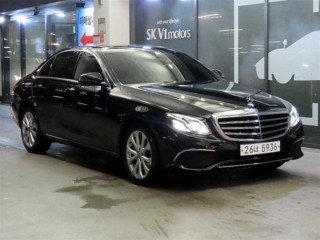 벤츠 E 클래스 E-클래스 W213 E300 4MATIC 익스클루시브