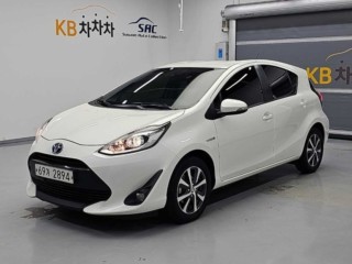 토요타 프리우스 프리우스C 1.5