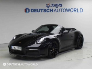 포르쉐 911 911(992) 카레라 4 카브리올레