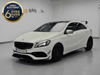 벤츠 A 클래스 A클래스 W176 A45 AMG 4MATIC