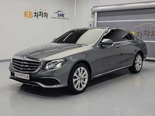 벤츠 E 클래스 E-클래스 W213 E300e 4MATIC 익스클루시브