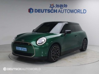 미니 쿠퍼 일렉트릭 SE 페이버드  차량