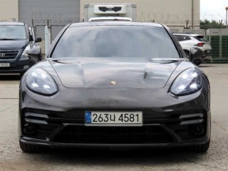 포르쉐 파나메라 4.8 S