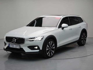 볼보 V60 V60 크로스 컨트리 2세대 2.0 B5 울트라 AWD