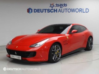 페라리 GTC4 루쏘 T3.9 V8