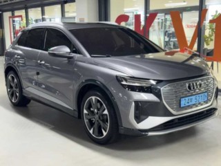 아우디 Q4 Q4 e-트론 40 프리미엄
