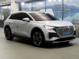 아우디 Q4 Q4 e-트론 40 스포트백 프리미엄