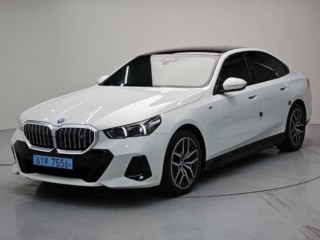 BMW i5 xDrive 40 M 스포츠