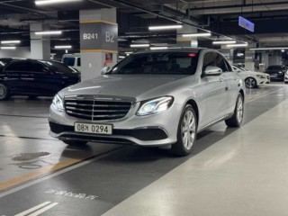벤츠 E 클래스 E-클래스 W213 E220d 익스클루시브