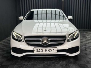 벤츠 E 클래스 E-클래스 W213 E300 4MATIC 익스클루시브