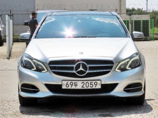 벤츠 E 클래스 E-클래스 W212 E300 4MATIC 아방가르드