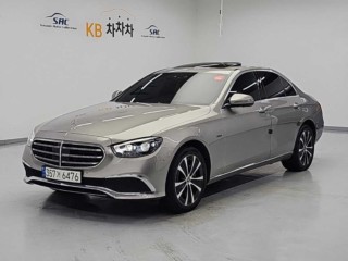 벤츠 E 클래스 E-클래스 W213 E300e 4MATIC 익스클루시브