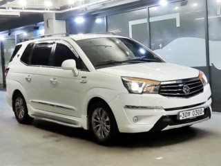 KG모빌리티(쌍용) 코란도 코란도투리스모 4WD TX 9인승