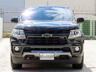쉐보레 콜로라도 리얼 뉴 콜로라도 3.6 Z71-X 미드나잇 4WD