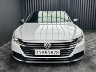 폭스바겐 아테온 2.0 TDI 엘레강스 프레스티지