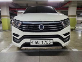 KG모빌리티(쌍용) 코란도 코란도투리스모 4WD TX 9인승