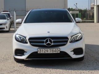 벤츠 E 클래스 E-클래스 W213 E300 AMG LINE