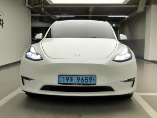 테슬라 모델 Y 롱 레인지
