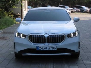 BMW 5시리즈 5시리즈 (G60) 530i xDrive 기본형