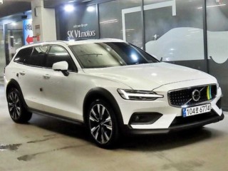볼보 V60 V60 크로스 컨트리 2세대 2.0 B5 얼티메이트 AWD