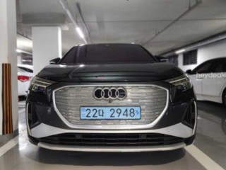 아우디 Q4 Q4 e-트론 40 프리미엄