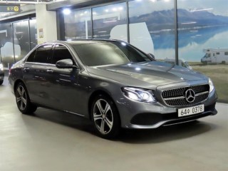 벤츠 E 클래스 E-클래스 W213 E300 4MATIC 아방가르드