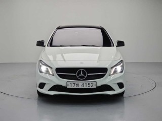 벤츠 CLA 클래스 CLA클래스 CLA 200d 4MATIC