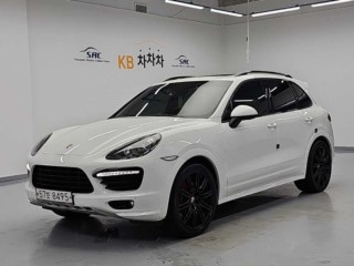 포르쉐 카이엔 뉴 카이엔 4.8 GTS