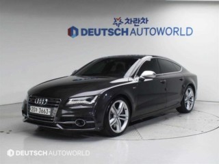 아우디 S7 4.0 TFSI  콰트로