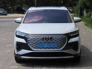 아우디 Q4 Q4 e-트론 40 프리미엄