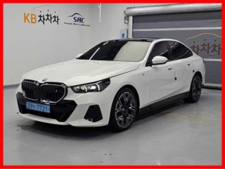BMW i5 eDrive 40